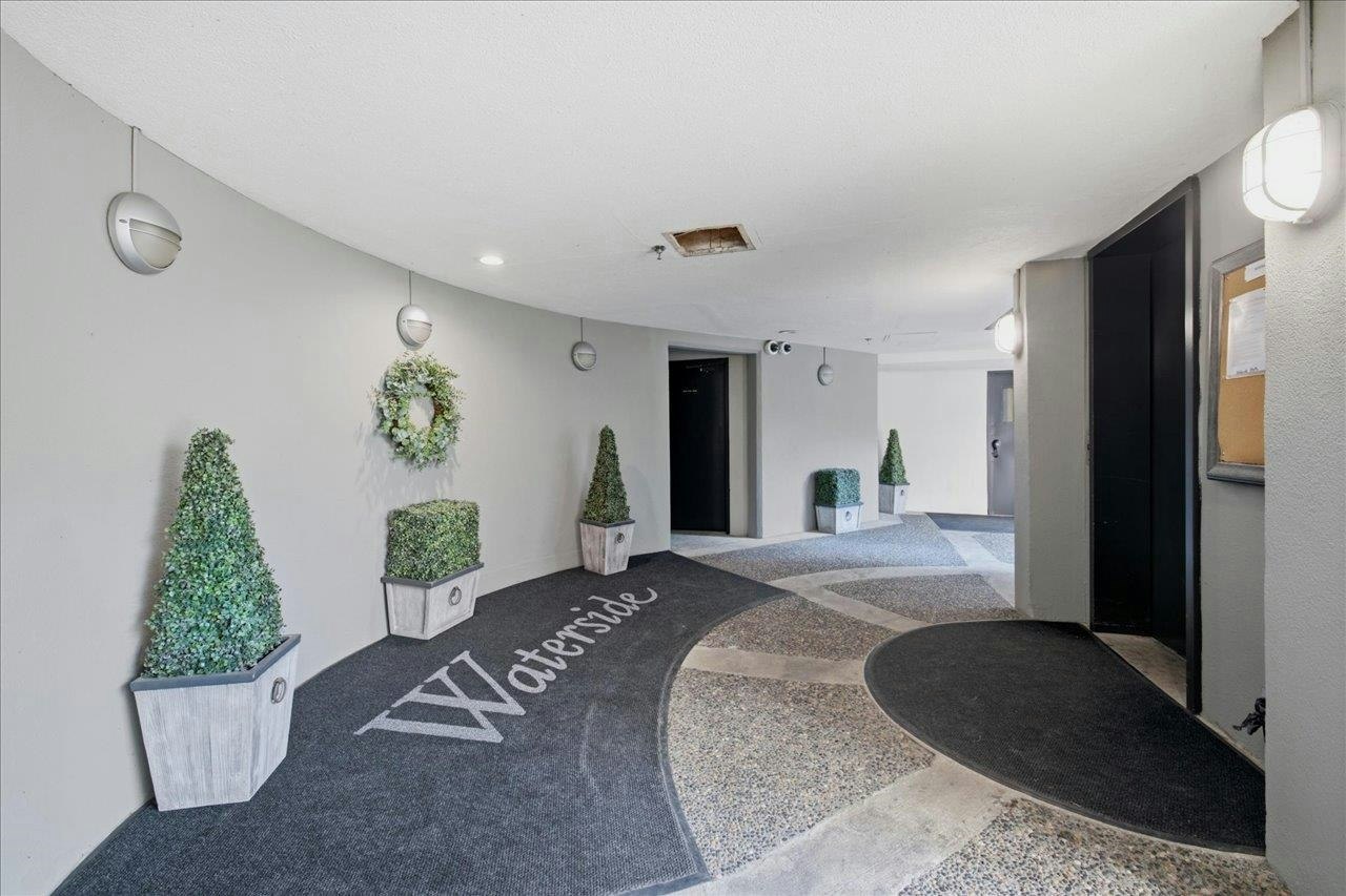 303-2250 SE Marine Drive, Vancouver, BC, V5P 2S2 - 4