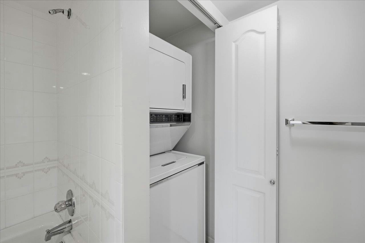 303-2250 SE Marine Drive, Vancouver, BC, V5P 2S2 - 24
