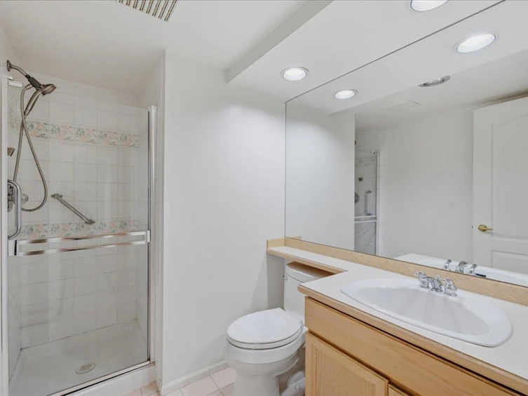 303-2250 SE Marine Drive, Vancouver, BC, V5P 2S2 - 27