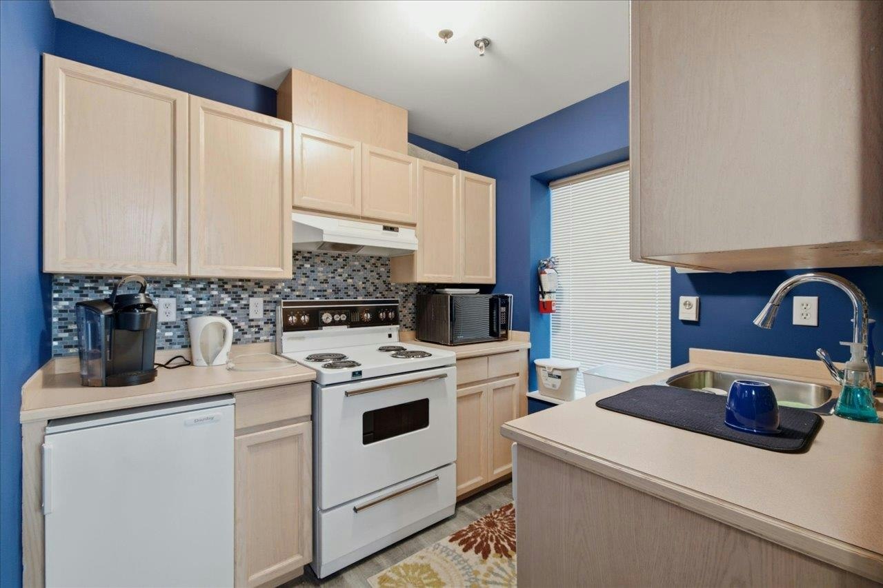 303-2250 SE Marine Drive, Vancouver, BC, V5P 2S2 - 33