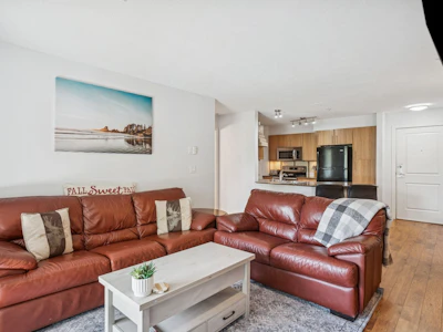 305-12020 207a Street - 2