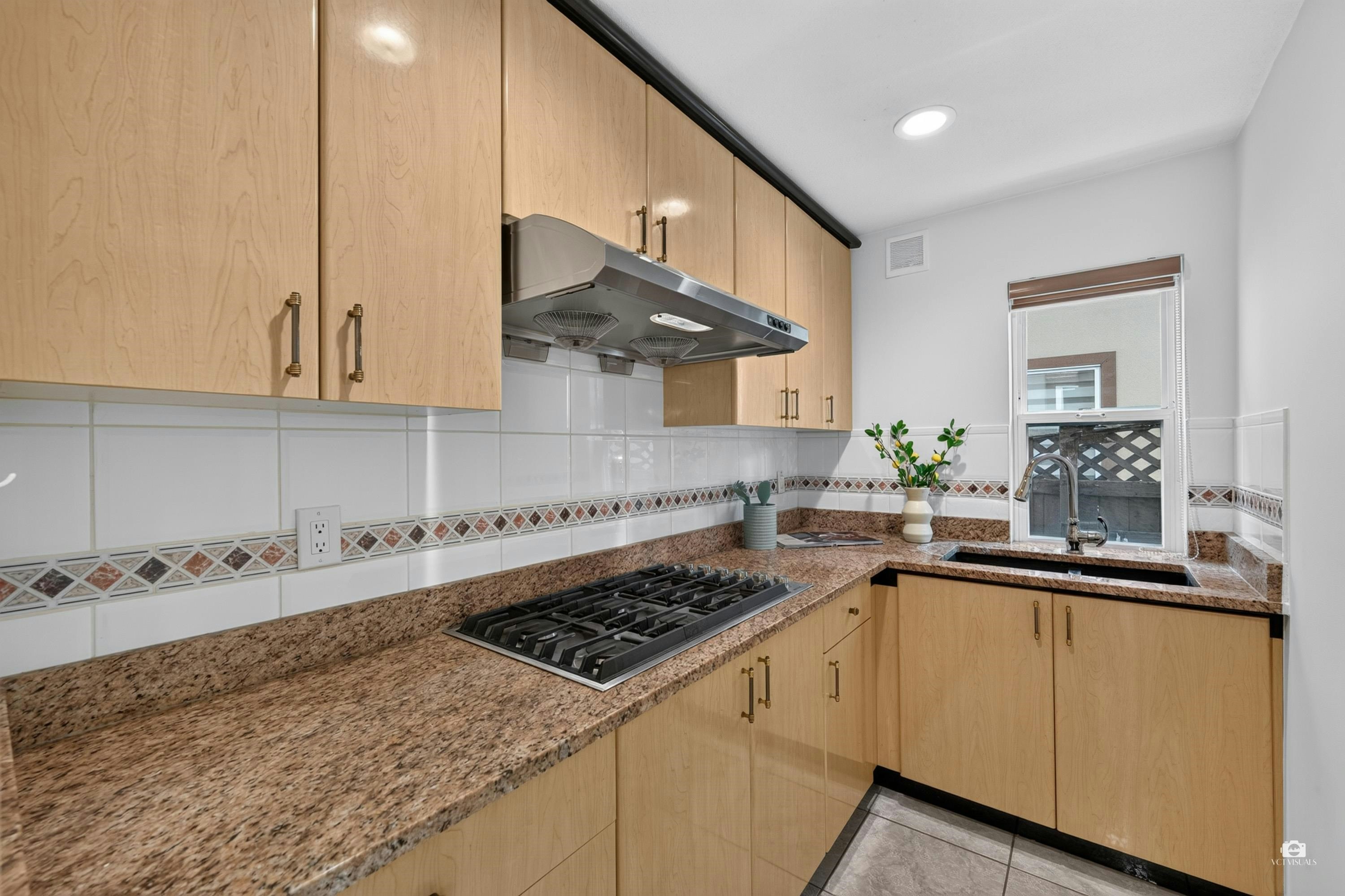6286 Dunsmuir Crescent, Richmond, BC, V7C 5R6 - 37