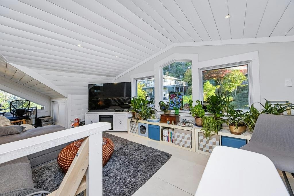 354 Headlands Road, Gibsons, BC, V0N 1V8 - 9