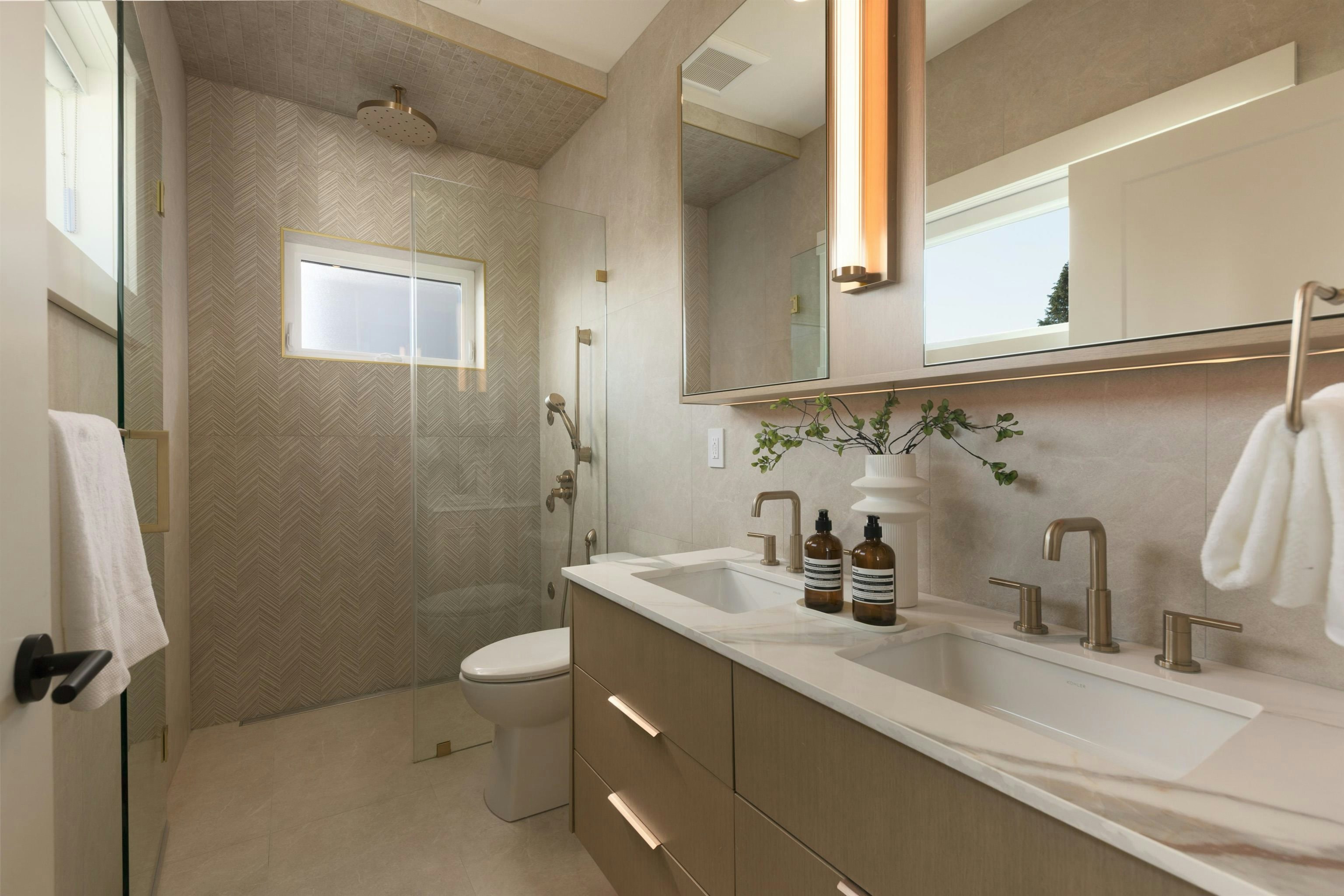 2-258 E 19 Avenue, Vancouver, BC, V5V 1J2 - 24