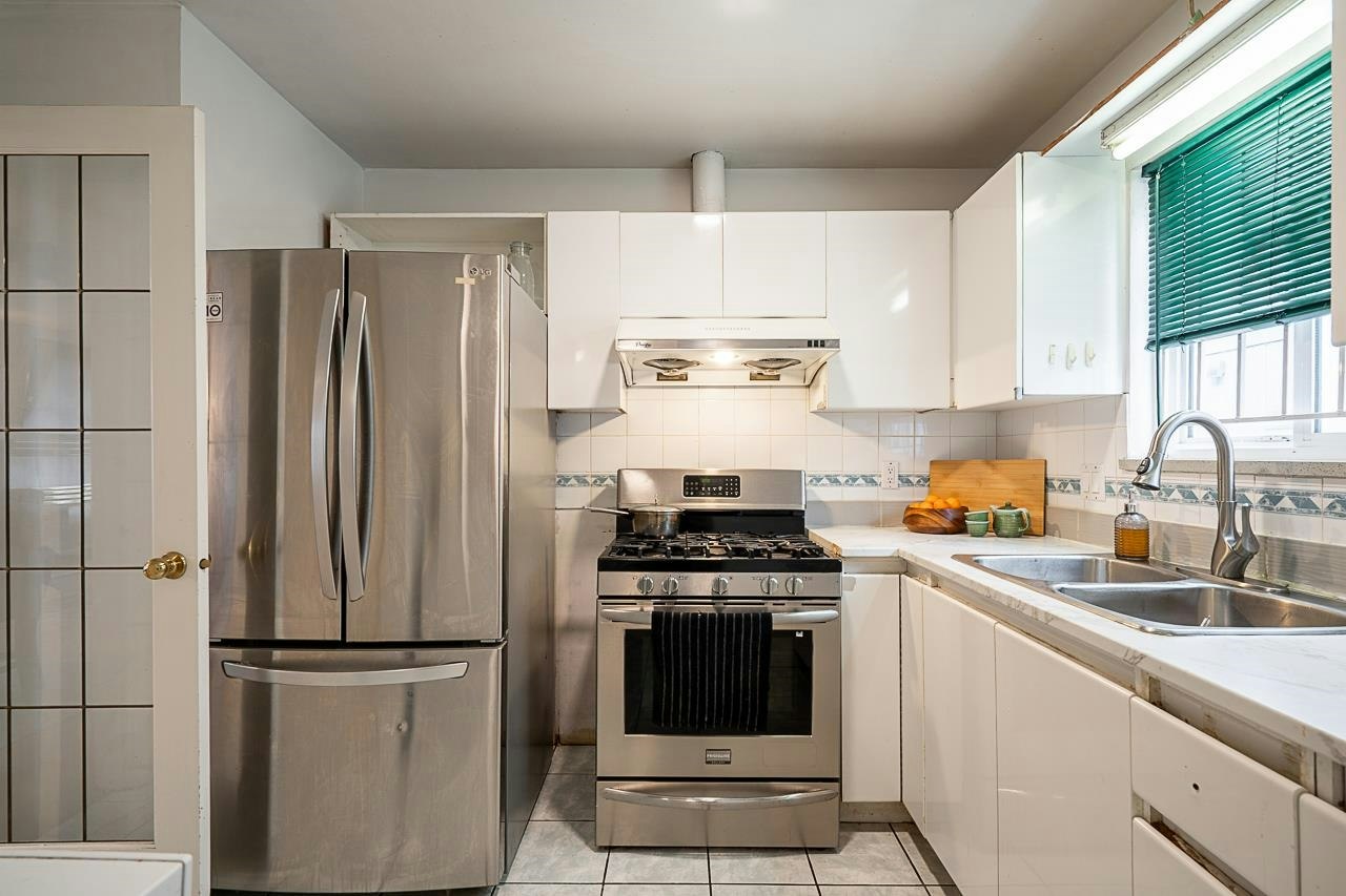 1407 E 12th Avenue - 5