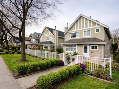 1407 E 12th Avenue - 2