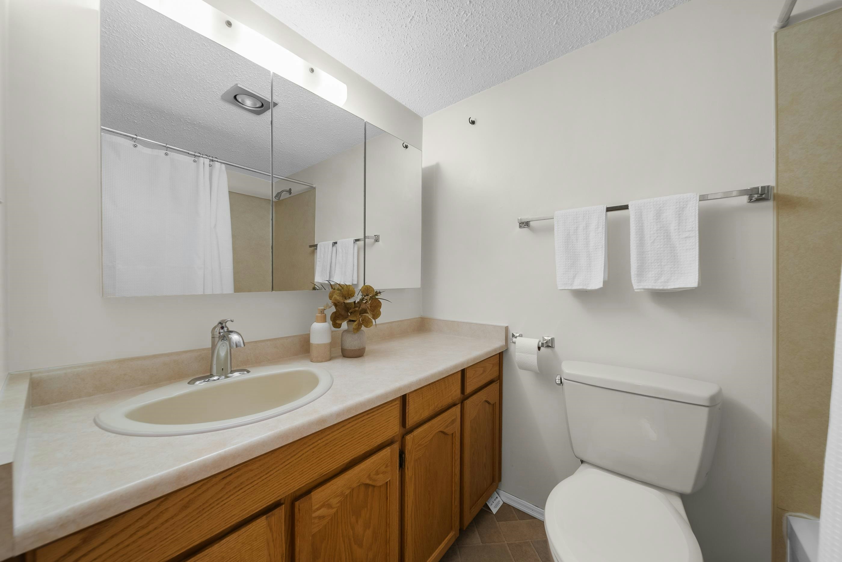 217-31850 Union Avenue, Abbotsford, BC, V2T 4V2 - 23