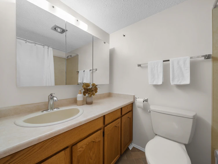 217-31850 Union Avenue, Abbotsford, BC, V2T 4V2 - 23