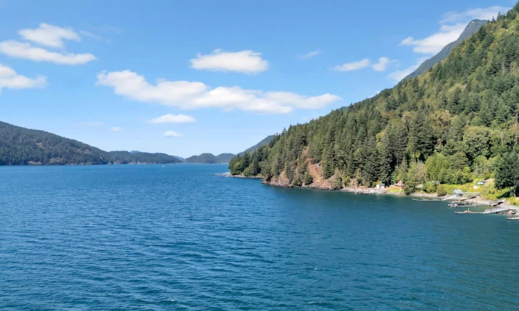 BLK B-DL 354 Cascade Bay