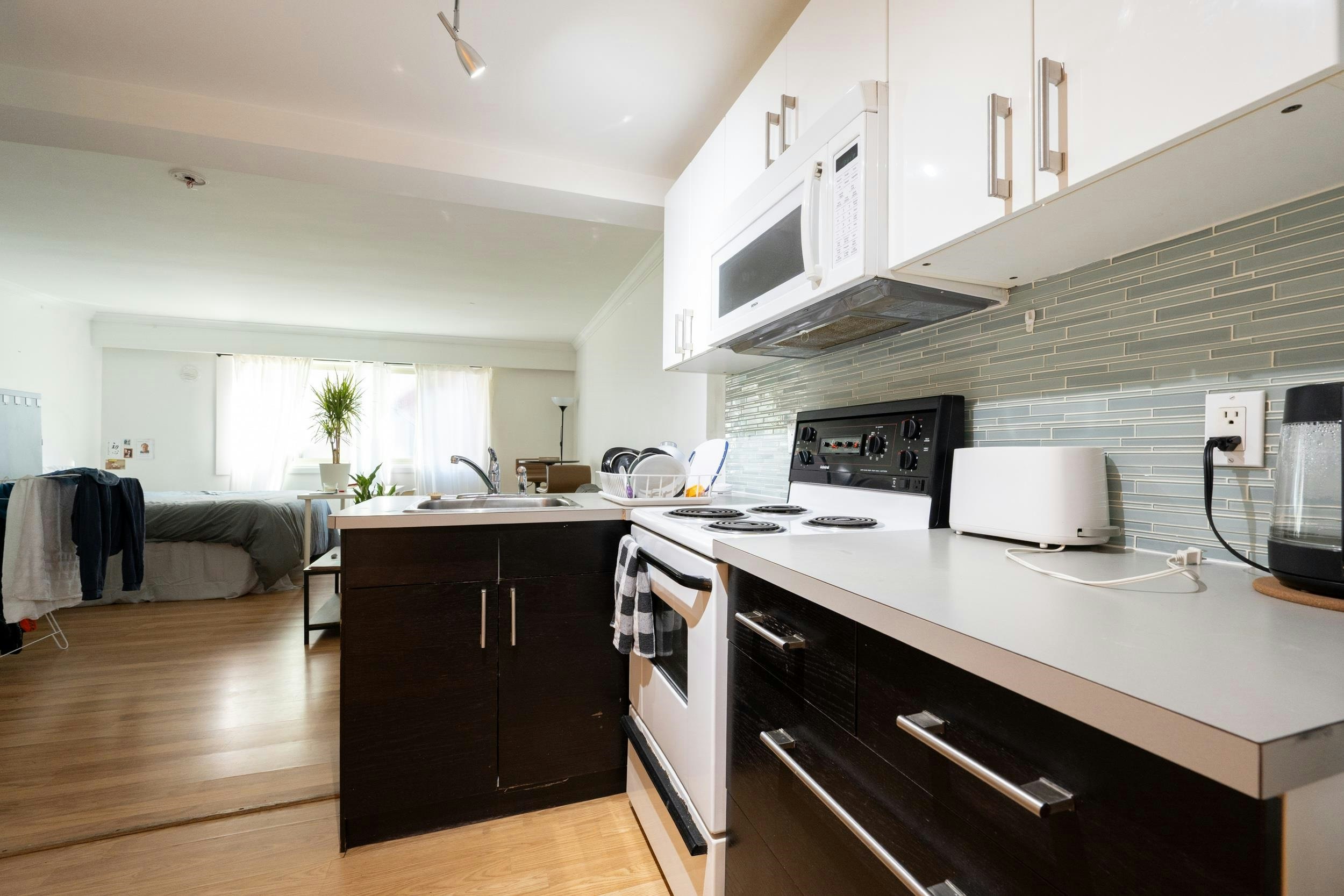 104-1940 Barclay Street, Vancouver, BC, V6G 1L3 - 10