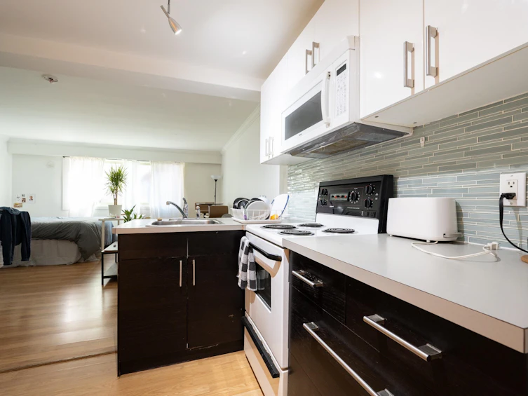 104-1940 Barclay Street, Vancouver, BC, V6G 1L3 - 10
