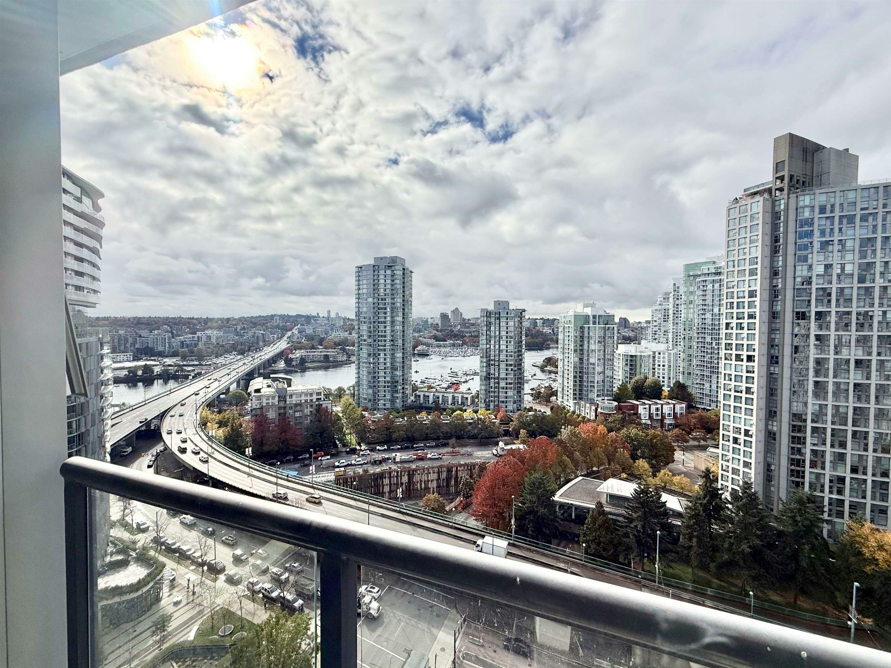 2501-939 Expo Boulevard, Vancouver, BC, V6Z 3G7 - 11