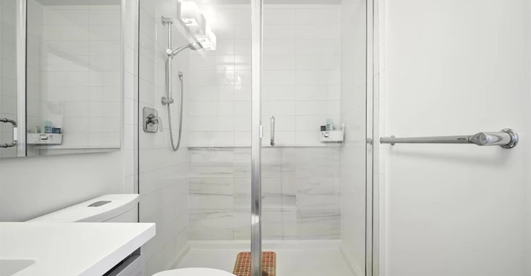 11xx-8850 University Crescent, Burnaby, BC, V5A 0C8 - 12