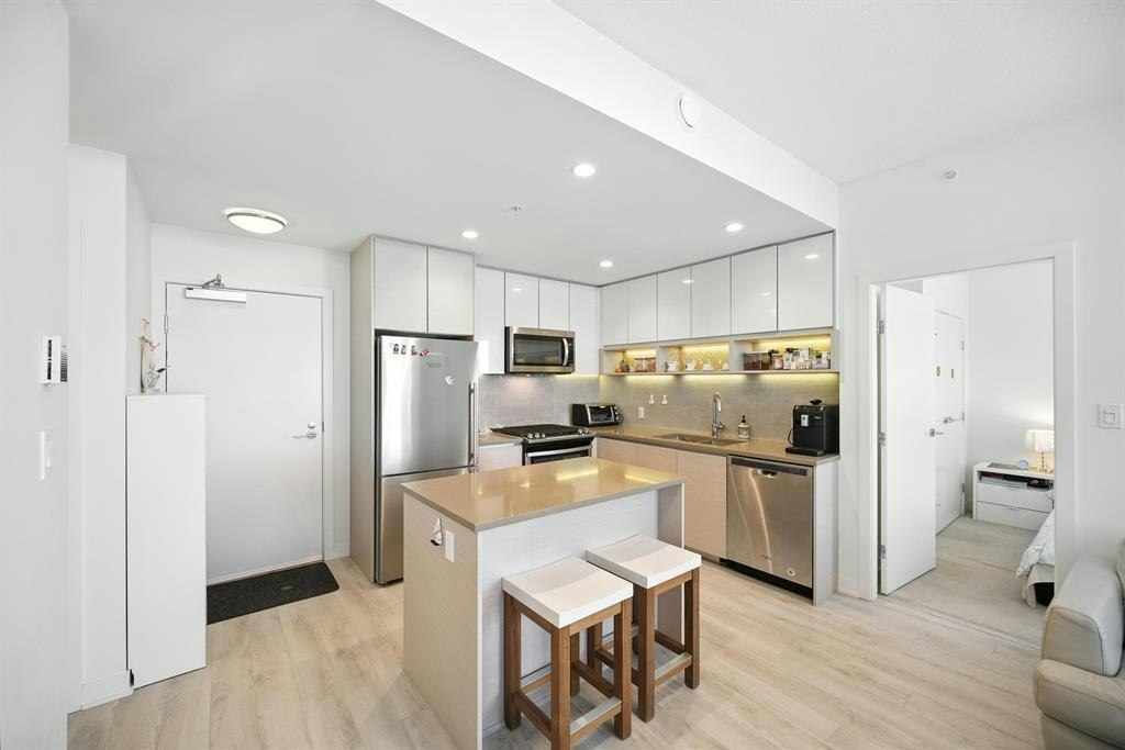11xx-8850 University Crescent, Burnaby, BC, V5A 0C8 - 3