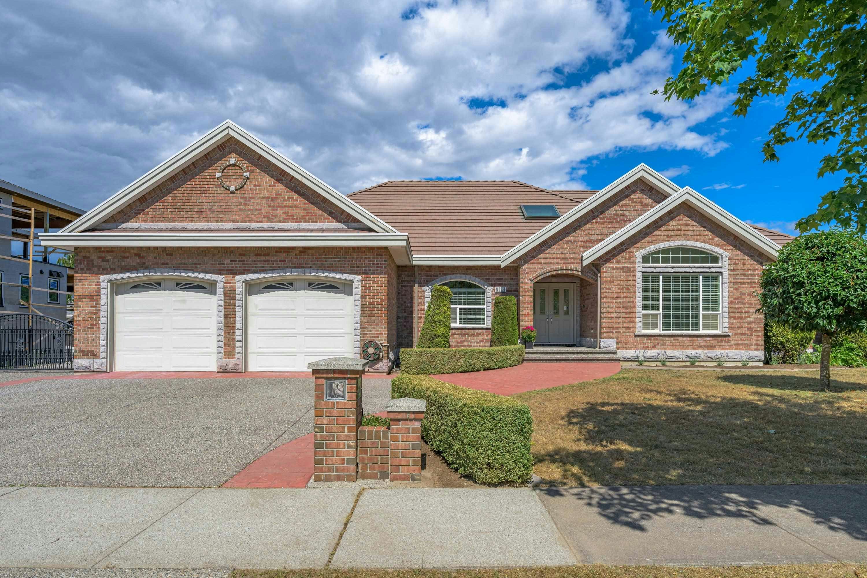 8514 Wildwood Place, Surrey, BC, V4N 5C5