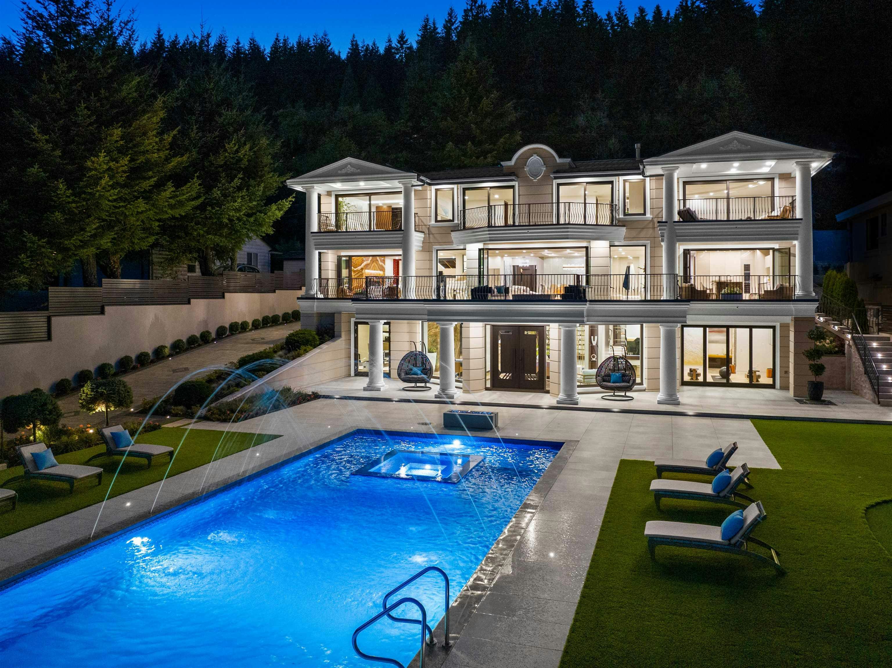 1123 Crestline Road, West Vancouver, BC, V7S 2E3