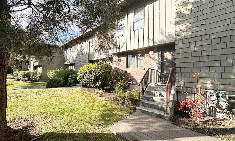 20-3150 E 58th Avenue