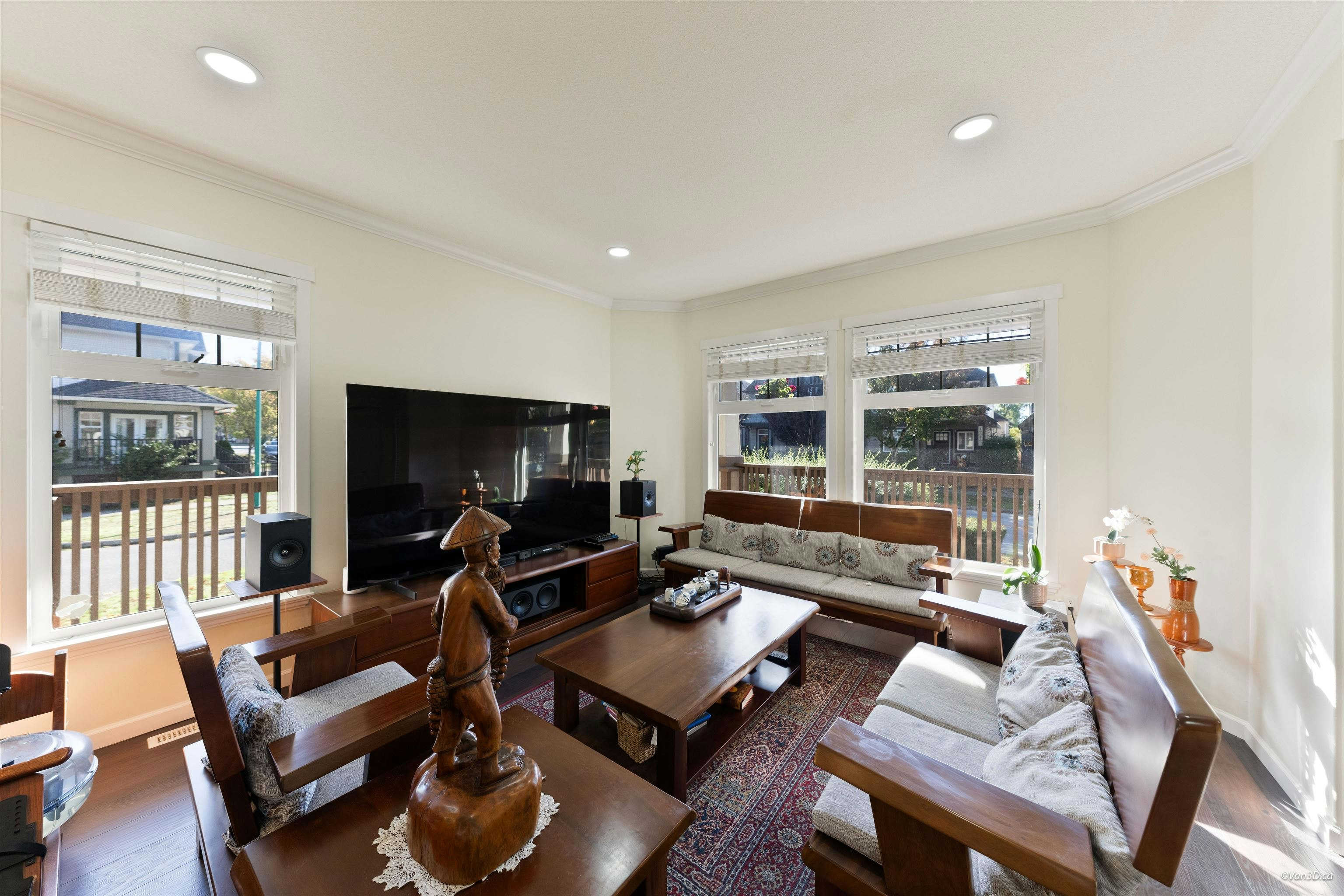 19099 68 Avenue - 4