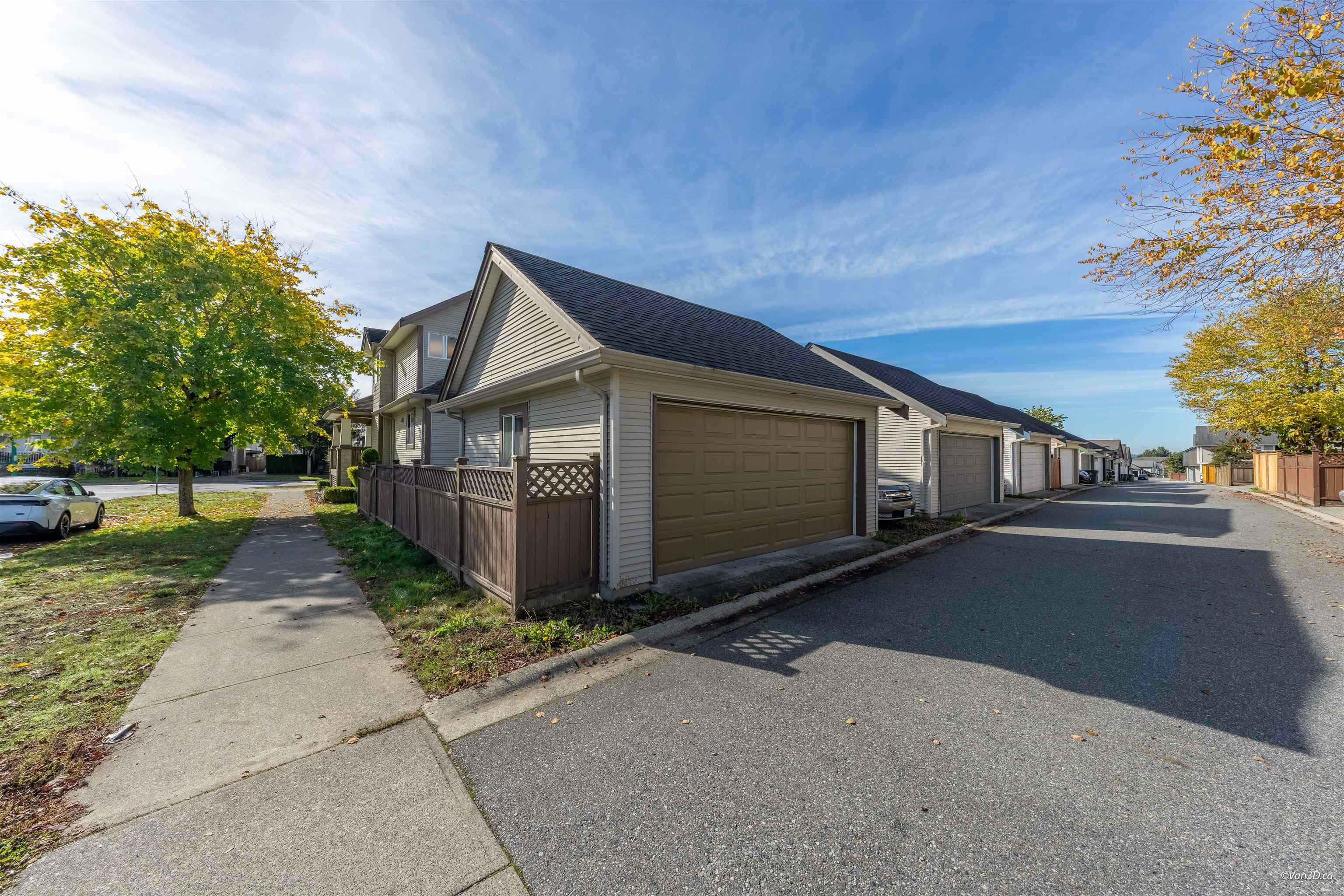 19099 68 Avenue, Surrey, BC, V4N 5P3 - 39