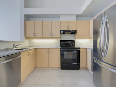 423-10866 City Parkway - 5