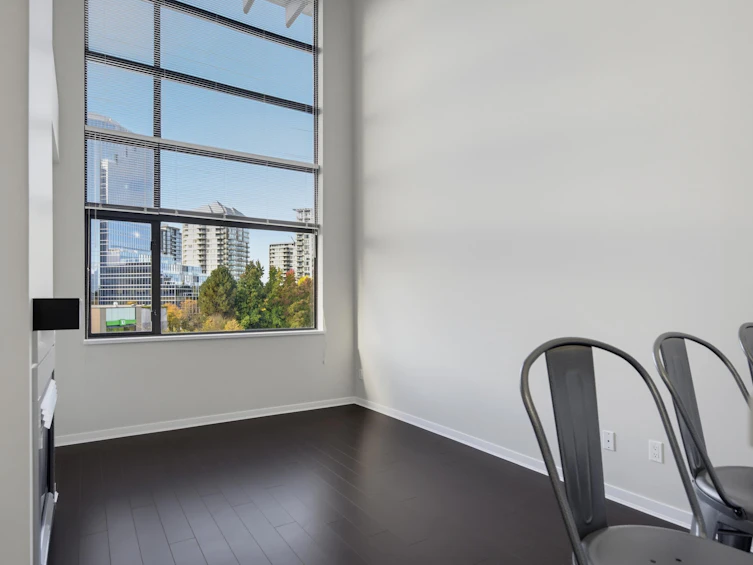 423-10866 City Parkway, Surrey, BC, V3T 5W9 - 9