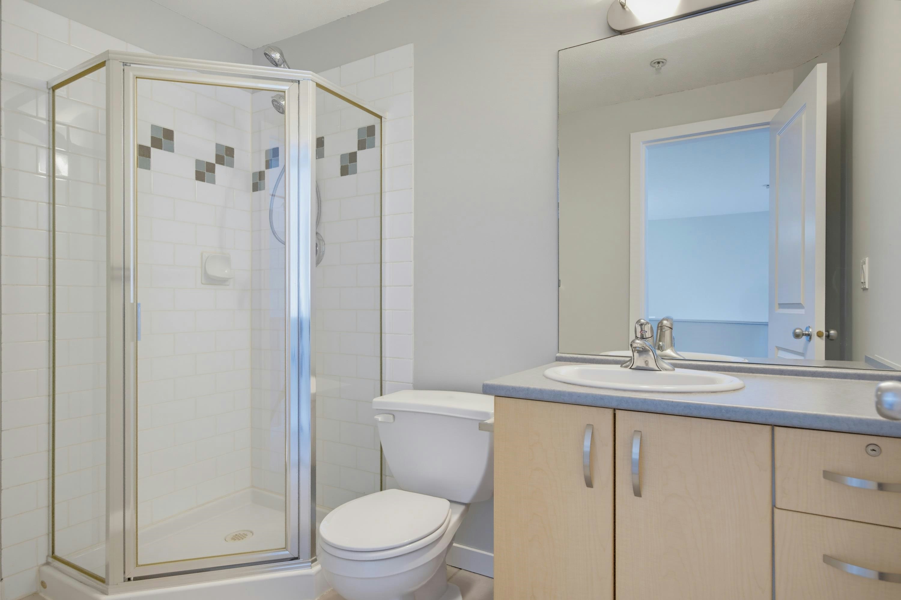 423-10866 City Parkway, Surrey, BC, V3T 5W9 - 31