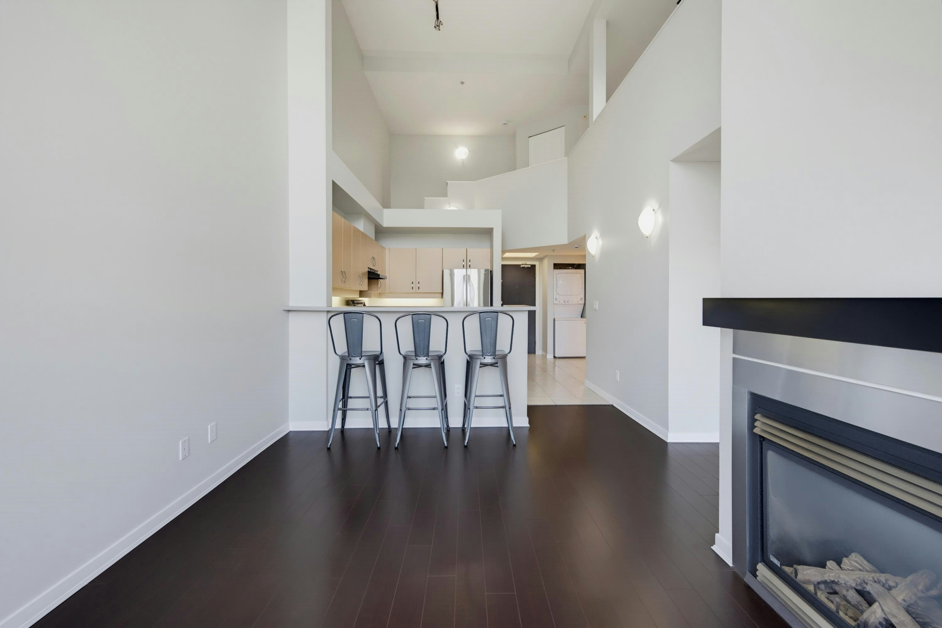423-10866 City Parkway, Surrey, BC, V3T 5W9 - 12