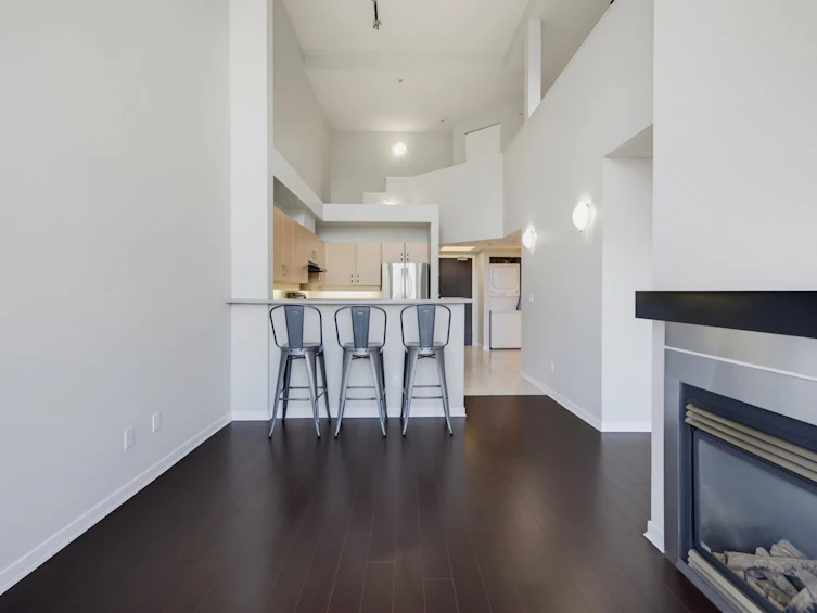 423-10866 City Parkway, Surrey, BC, V3T 5W9 - 12