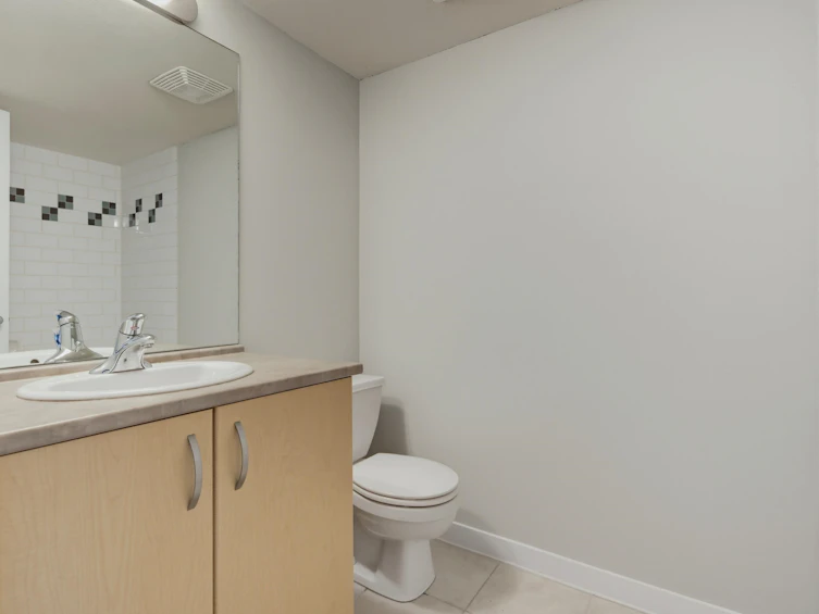423-10866 City Parkway, Surrey, BC, V3T 5W9 - 19