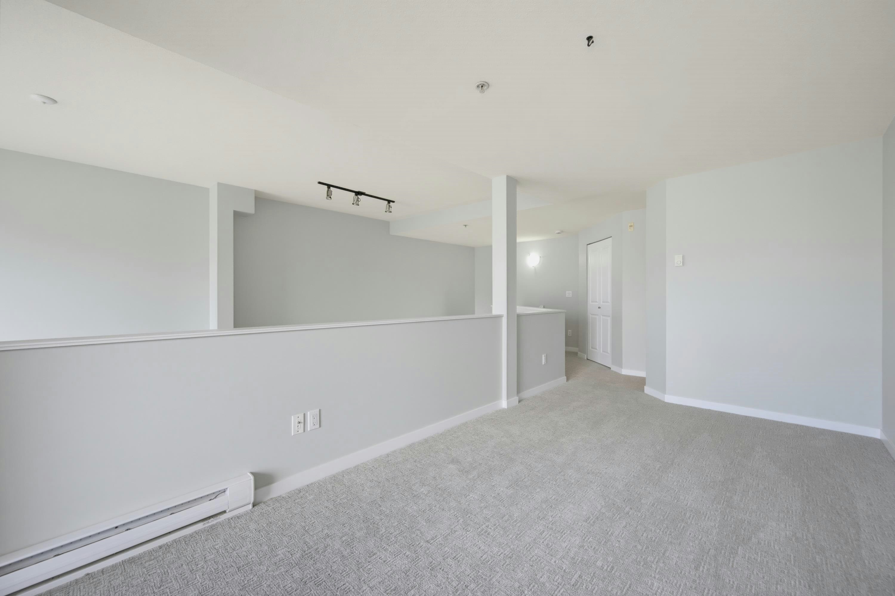 423-10866 City Parkway, Surrey, BC, V3T 5W9 - 30