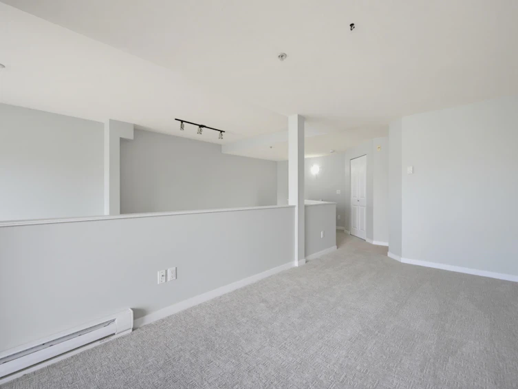 423-10866 City Parkway, Surrey, BC, V3T 5W9 - 30