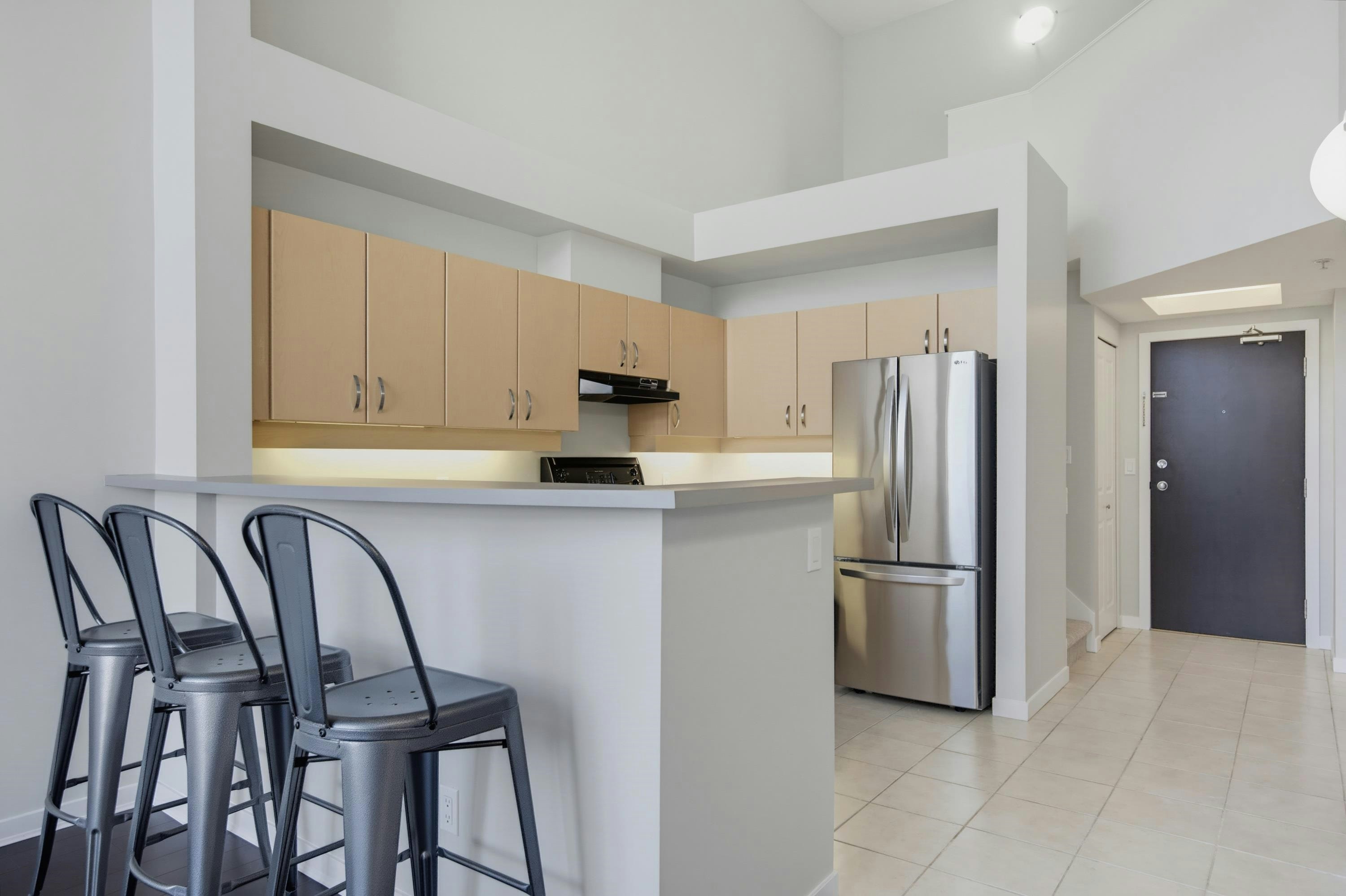 423-10866 City Parkway, Surrey, BC, V3T 5W9 - 6