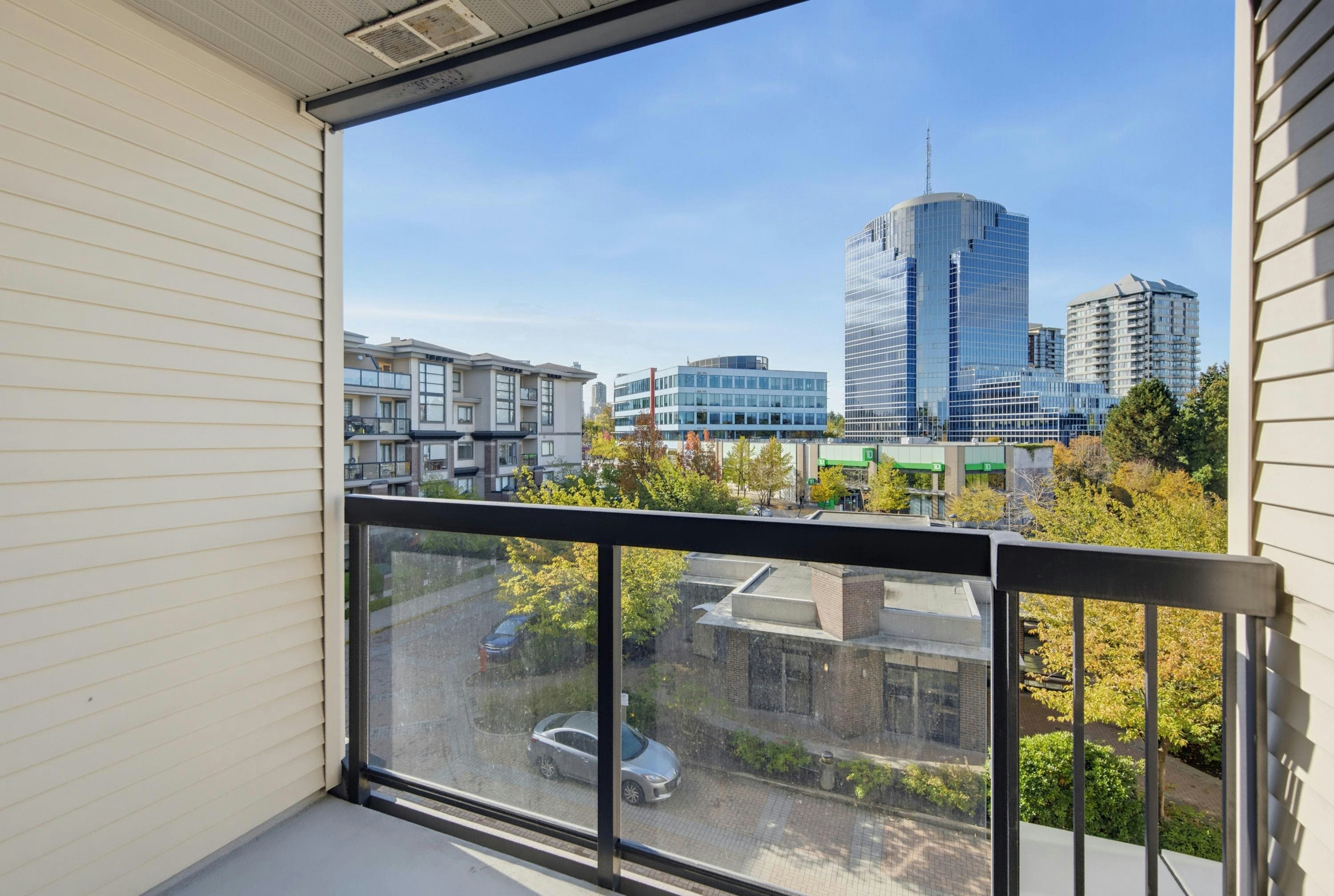 423-10866 City Parkway, Surrey, BC, V3T 5W9 - 15