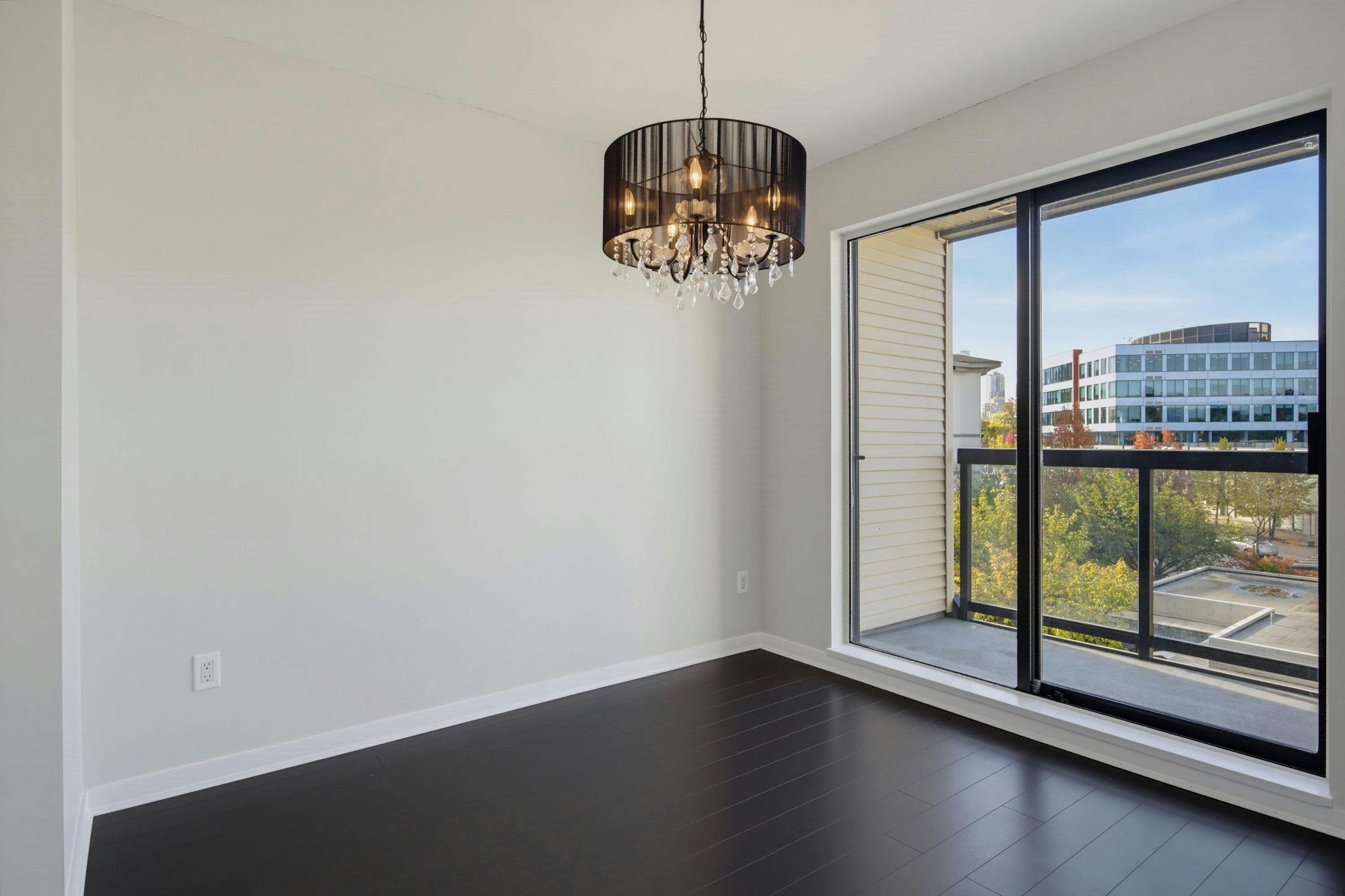 423-10866 City Parkway, Surrey, BC, V3T 5W9 - 13