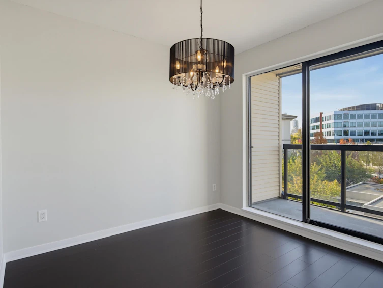 423-10866 City Parkway, Surrey, BC, V3T 5W9 - 13