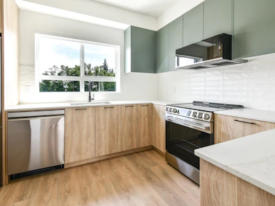 16-33525 Kingston Avenue - 4
