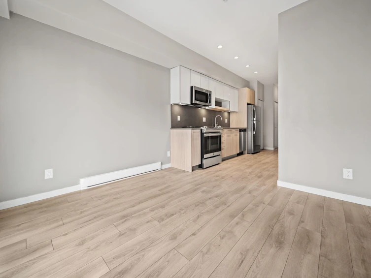 303-13768 108 Avenue, Surrey, BC, V3T 0L9 - 14