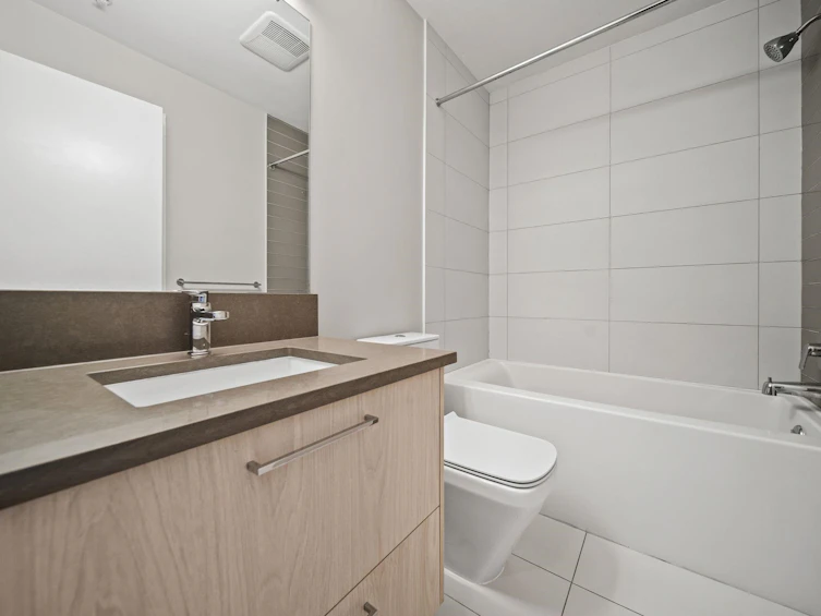 303-13768 108 Avenue, Surrey, BC, V3T 0L9 - 3