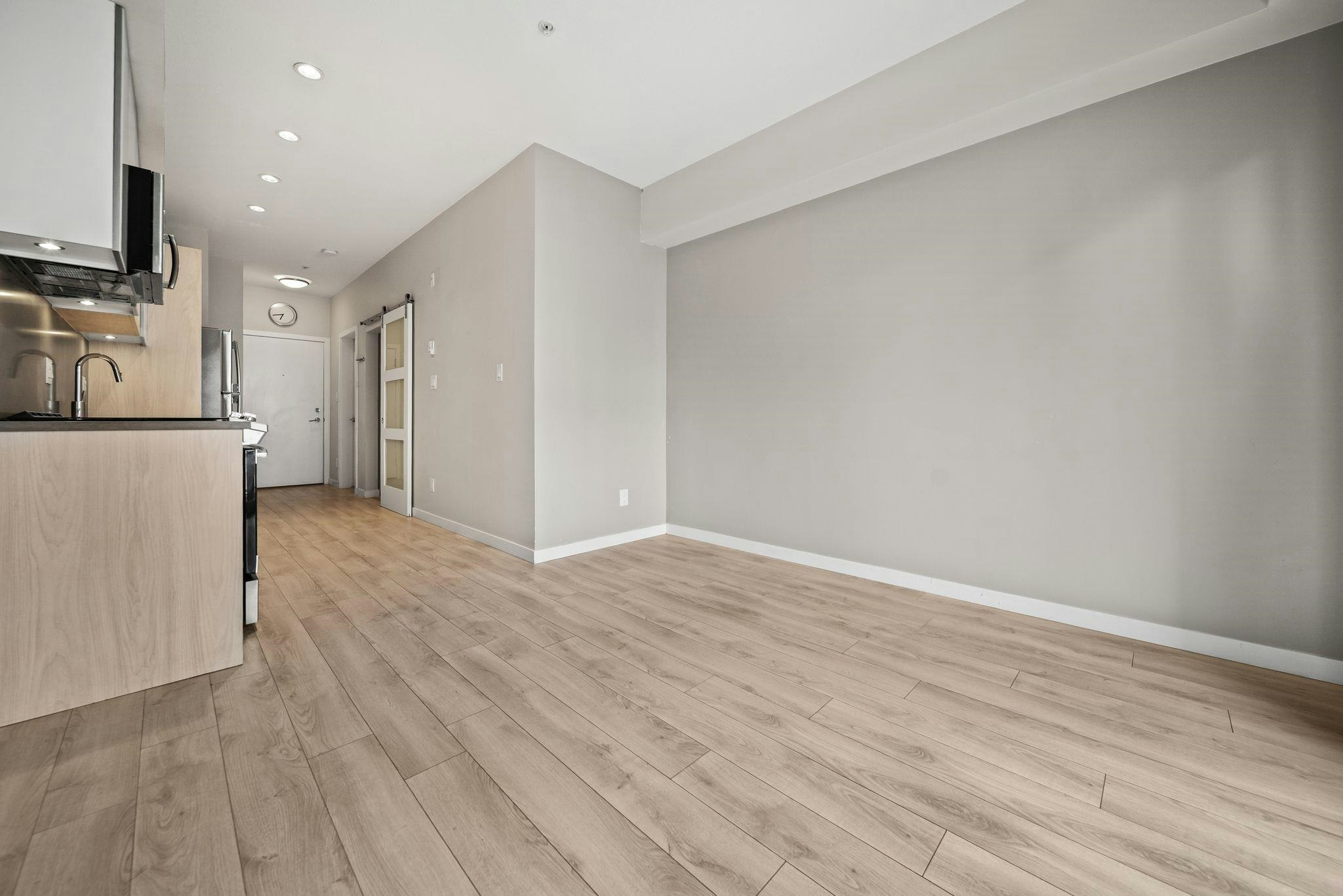 303-13768 108 Avenue, Surrey, BC, V3T 0L9 - 13