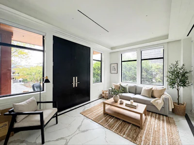 4770 Drummond Drive - 5
