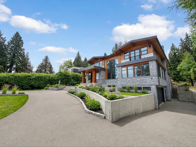 4770 Drummond Drive - 2