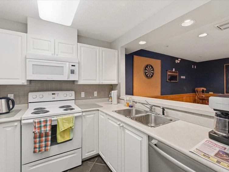 411-2059 Chesterfield Avenue, North Vancouver, BC, V7M 2P4 - 28