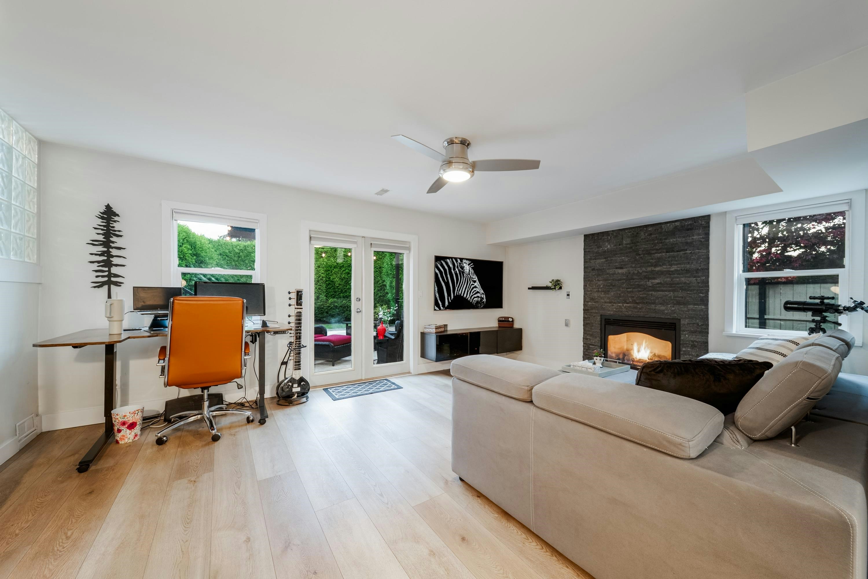 327 Mount Royal Court, Port Moody, BC, V3H 3Z3 - 11