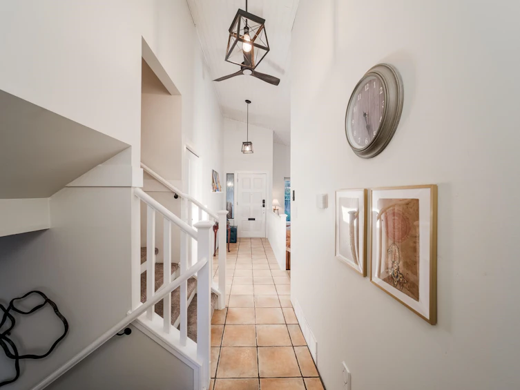 327 Mount Royal Court, Port Moody, BC, V3H 3Z3 - 23