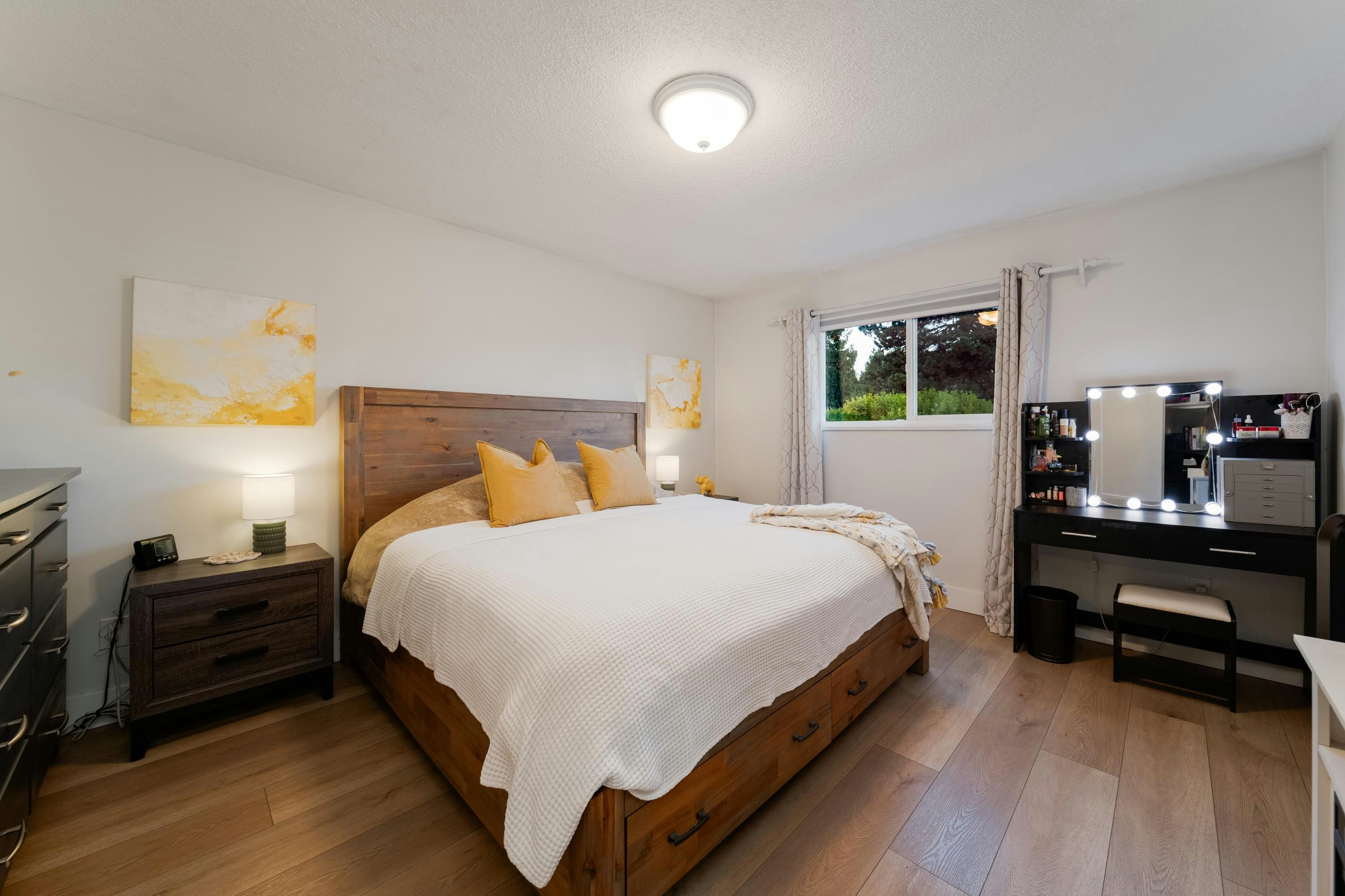 327 Mount Royal Court, Port Moody, BC, V3H 3Z3 - 26