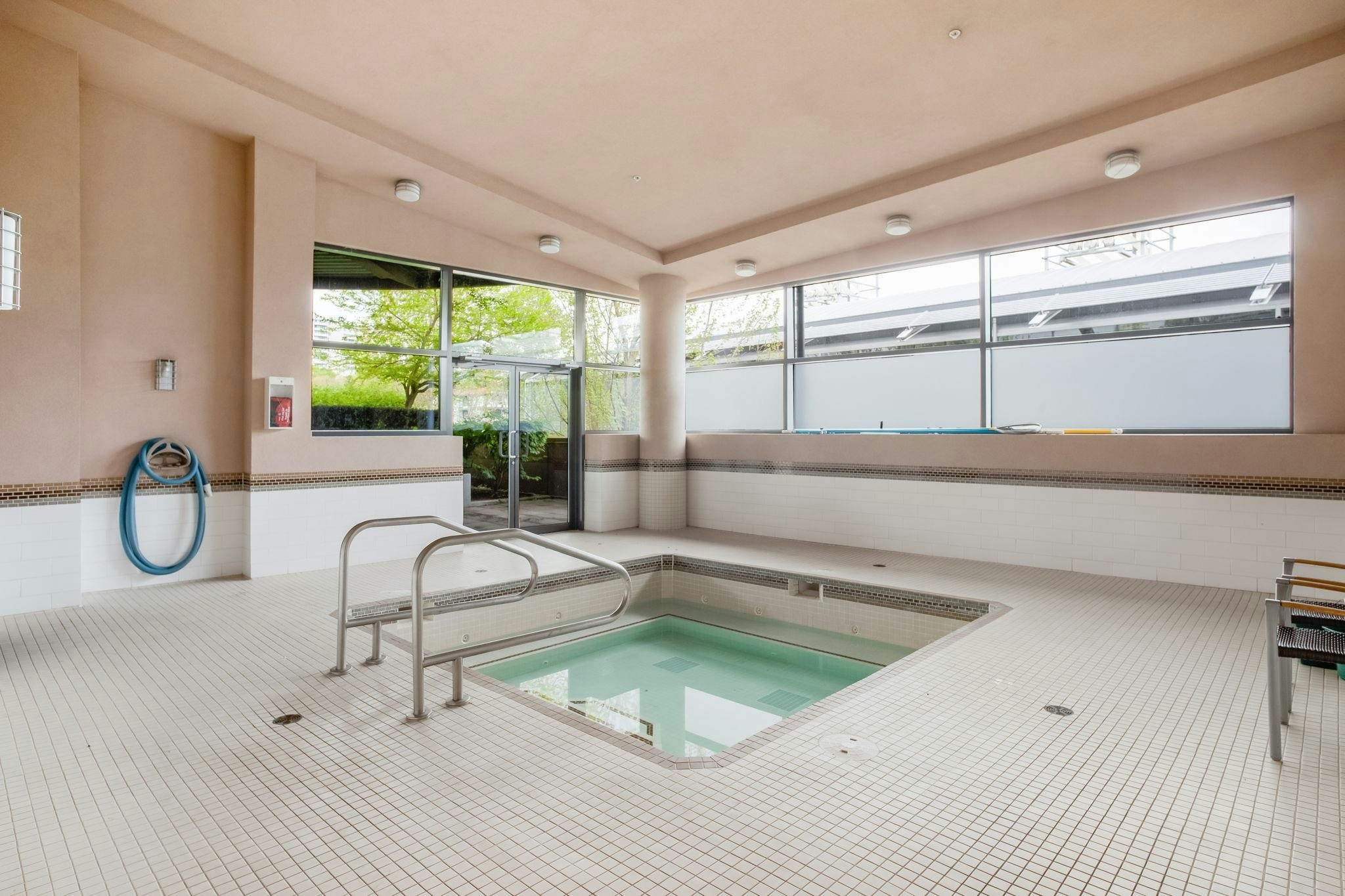 1402-2225 Holdom Avenue, Burnaby, BC, V5B 0A1 - 21