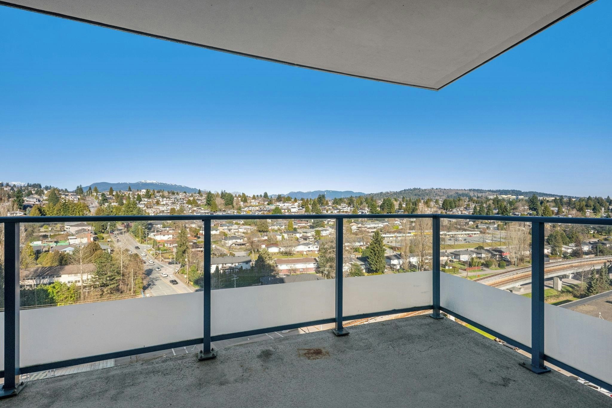 1402-2225 Holdom Avenue, Burnaby, BC, V5B 0A1 - 17