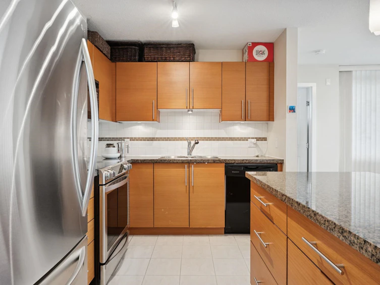 1402-2225 Holdom Avenue, Burnaby, BC, V5B 0A1 - 10