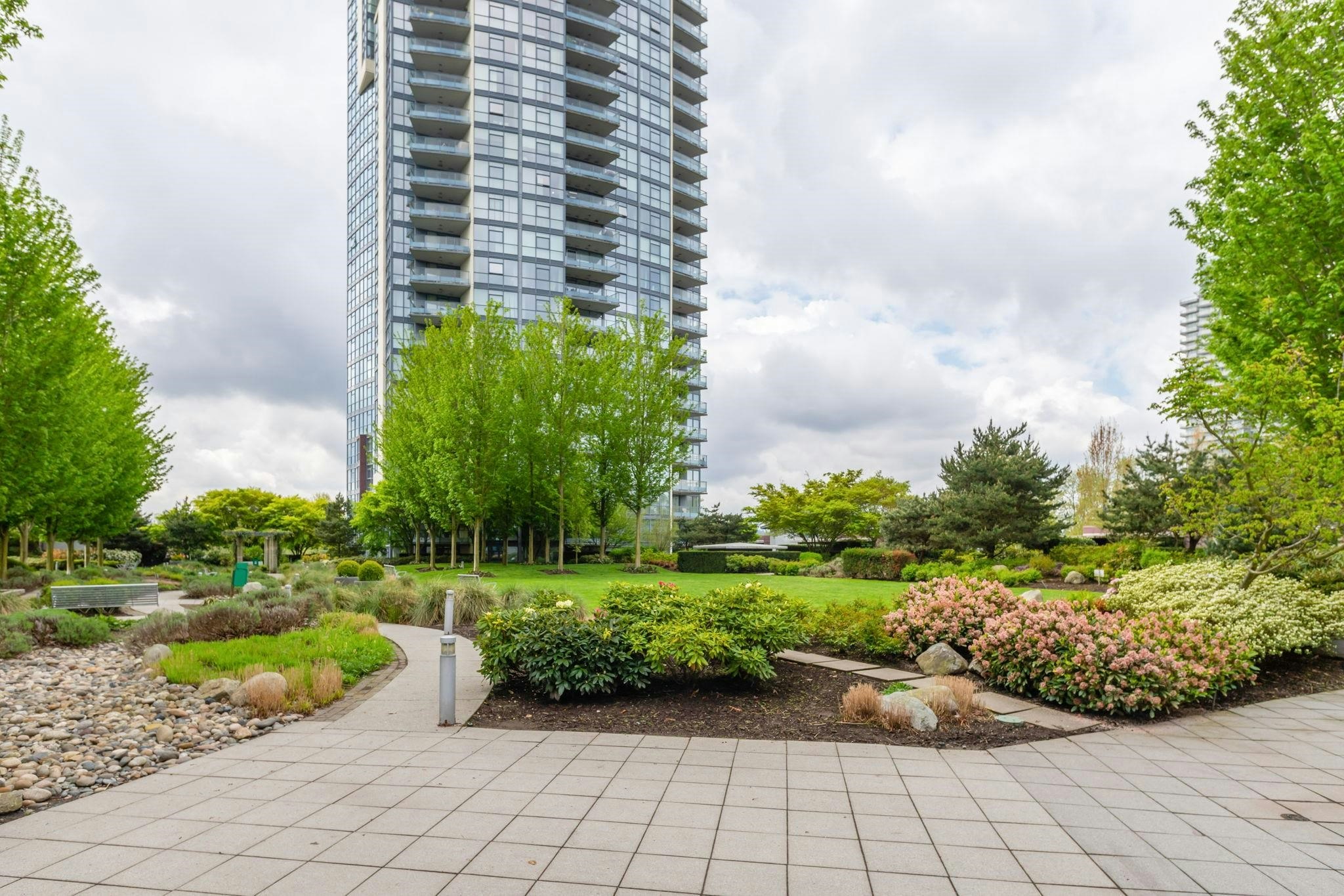 1402-2225 Holdom Avenue, Burnaby, BC, V5B 0A1 - 24