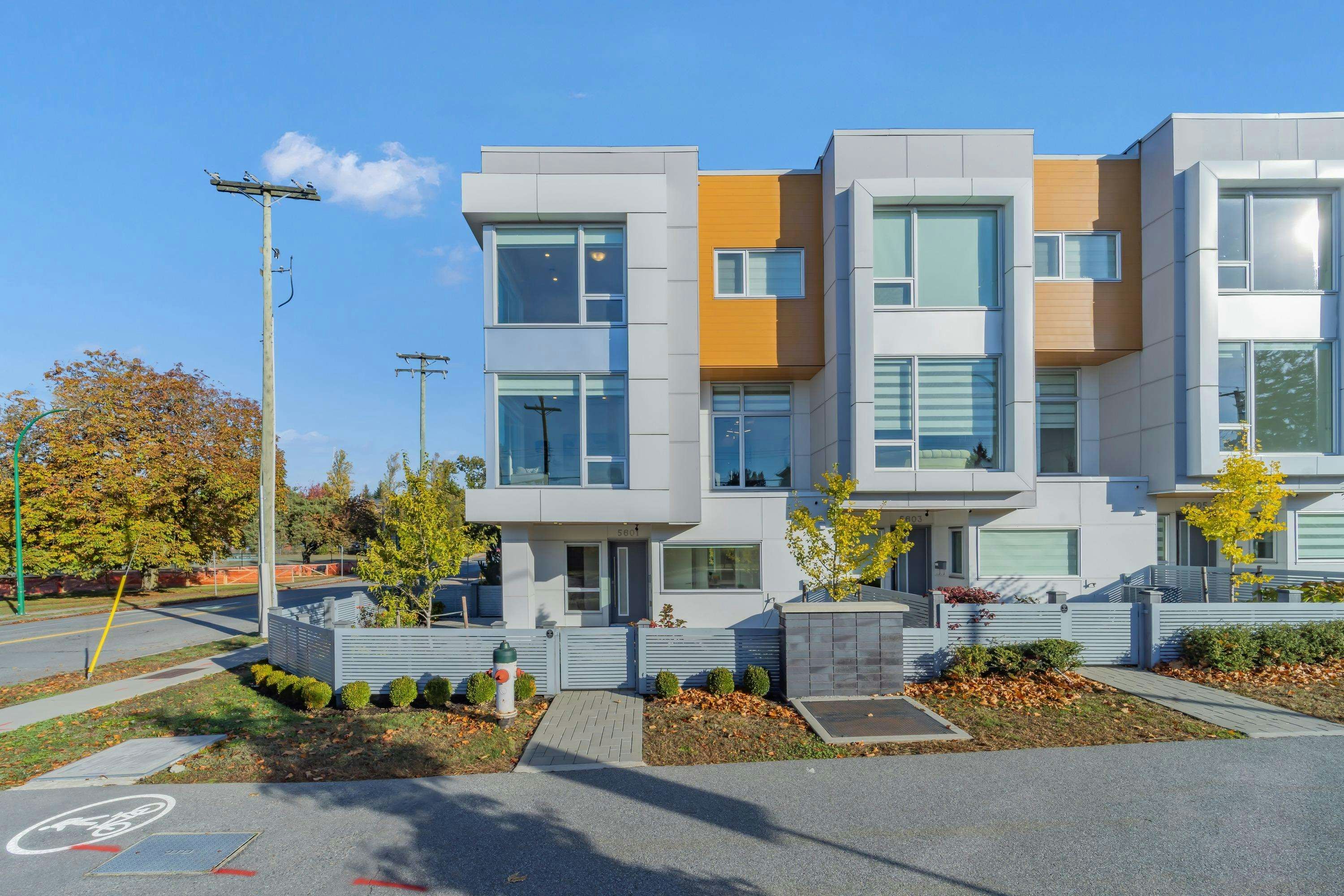 5601 Rumble Street - 4